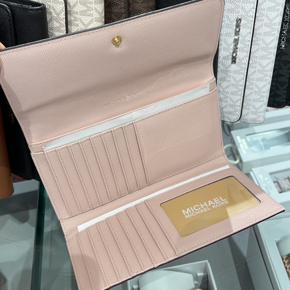 MICHAEL KORS JET SET TRAVEL LARGE TRIFOLD WALLET POWDER BLUSH COLOR - Picture 8 of 16